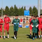 La plantilla de la Cultural se ejercitó ayer en el Área Deportiva de Puente Castro un día después de un primer amistoso que saldó con un triunfo.