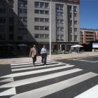 El alcalde y la concejala de Fomento en la estrenada obra de la avenida del Castillo.