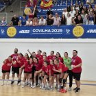 El equipo femenino de balonmano de la ULE hace historia y se cuela en la final del Europeo Universitario.