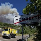Vista de un camión de la UME a su paso por Mombentrá