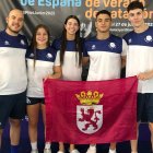 El Club Acuático León cierra una gran temporada.