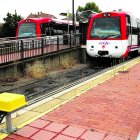 Trenes en el apeadero de la Asunción.