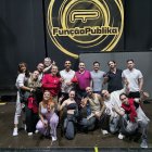 Francisco Roberto, en el centro, con los integrantes de Função Públika, que actuará en Ponferrada en las Fiestas de la Encina.