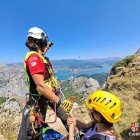 Rescatan en helicóptero a una senderista herida en un tobillo en el pico Gilbo en Riaño (León).