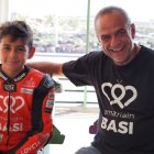 Amatriain, a la derecha, junto a un piloto que promete, el andaluz Miguel Ángel González.