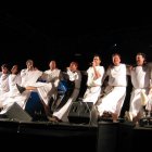 Entre los actos, concierto de Los inhumanos.