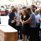 Abel Ramos fue despedido con enorme dolor por una multitud ayer en La Bañeza.