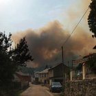 Fasgar, acosado por el fuego.