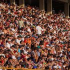 Los jugadores de la Cultural recibieron el apoyo de su fiel hinchada en el Reino.