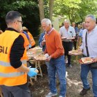 El paraje el Soto de Boñar acogió numerosas familias venidas del mundo rural y que degustaron un arroz zamorano.  Premiados por el sindicato dirigido a jóvenes agricultores y ganaderos.
