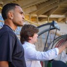 Jordi Mboula junto a José Manzanera en el Reino de León