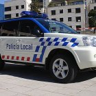 Archivo - Vehículo de la Policía Municipal de Burgos.