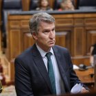 Archivo - El presidente del PP, Alberto Núñez Feijóo, durante una sesión plenaria extraordinaria, en el Congreso de los Diputados, a 22 de julio de 2025, en Madrid (España). 