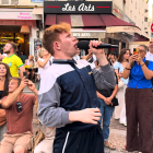 Flashmob de 'Bohemian Rhapsody'  en París.