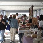 En junio ya se celebró con éxito el mercadillo.