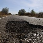 Baches en la carretera entre Laguna y Villamañán.