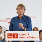 El secretario general del PSCyL, Carlos Martínez, interviene ante el Comité Autonómico del PSOE de Castilla y León.