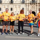 Inauguración de la carrera.  La carrera no competitiva de Alcles y los tres primeros en llegar a la meta tras el recorrido por el paseo del río Bernesga.  El voluntariado en Ordoño II.  Lsa Hermanas Benedictinas bucan voluntarios.