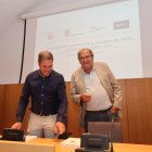Javier Ramos (derecha), junto al edil Alonso.