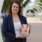 Ana María Martínez, con el libro