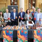 La Feria del Pimiento se presentó en el Palacio de los Guzmanes con una degustación de las conserveras locales y vinos de la DO León.