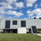 El camión de Rocío y Edu, en plena transformación: instalarán paneles solares para vivir sin conexión a la red eléctrica.