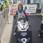 Gael García Melgar celebra su segunda posición en Alcañiz.