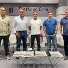 Óscar Díez, J. Simón, Fraguas, J. A. Pérez y R. Castro.