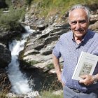 El escritor Ángel Fierro.