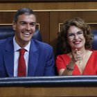 El presidente del Gobierno, Pedro Sánchez y la ministra María Jesús Montero.