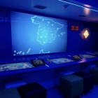 #ExperienciaIncibe tiene dos espacios, uno interior y otro exterior, que combinan juegos y formación.