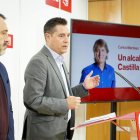 El secretario de Organización del PSOECyL, Daniel de la Rosa, y el adjunto a Organización del PSOECyL, Javier Muñoz, presentan la campaña ‘Un alcalde para Castilla y León’.