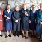 De izquierda a derecha, Marucha, Isolina, Enedina, Cilinia, Chari y Ángeles