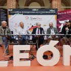 Los cinco integrantes de la mesa redonda.