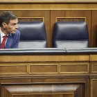 El presidente del Gobierno, Pedro Sánchez, en el banco azul del Congreso.