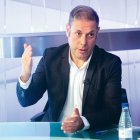 El bercianista Iván Alonso en un momento del programa de La 8 Bierzo.