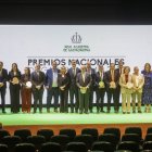 Foto de familia de los premiados en la 51 edición de los Premios Nacionales de Gastronomía que concede anualmente la Real Academia de Gastronomía.