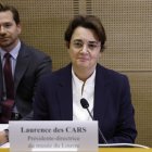 La presidenta y directora del Louvre, Laurence des Cars antes de comparecer antes los senadores tras el espectacular robo en el Louvre, en el Senado francés en París, Francia, 22 de octubre de 2025.
                      EFE/EPA/YOAN VALAT.