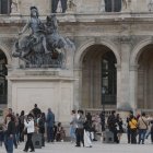 El Louvre, museo más visitado del mundo, tras el robo de las joyas volvió a abrir sus puertas el pasado miércoles.