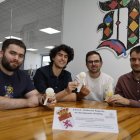 Guillermo Alba Buitrón, Christian González Pérez, Alejandro Gil Getino y Luis García Aparicio, creadores del prototipo.