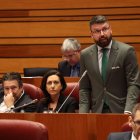 José Ramón García en una sesión en las Cortes.