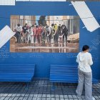 El artista valenciano Escif homenajea a los voluntarios de la dana en un mural en Benetússer (Valencia).