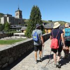 Un grupo de turistas disfruta del entorno rural de la provincia.