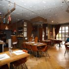 El Comedor de Cervantes es todo un referente gastronómico de León. Un lugar en el que cada plato es una delicia para el paladar. Y en un ambiente acogedor para disfrutar de la buena mesa. Solo o en compañía.