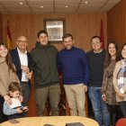 Presentación de las dos nuevas familias que viven en Almanza gracias al proyecto Repuebla.