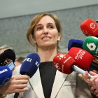La ministra de Sanidad, Mónica García, ofrece declaraciones a la prensa antes del pleno extraordinario del Consejo Interterritorial del Sistema Nacional de Salud (CISNS), a 12 de noviembre de 2025, en Madrid (España). La reunión aborda la gestión y el int.