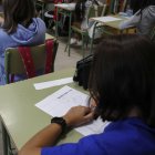 Archivo - Un alumno en un colegio de Castilla y León.