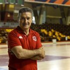 Manolo Cadenas durante su última etapa como entrenador del Abanca Ademar.