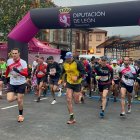 Momento de la salida del Trail Peña del Asno en La Robla en su sexta edición.
