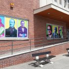 Entrada a la Biblioteca Municipal de Ponferrada.